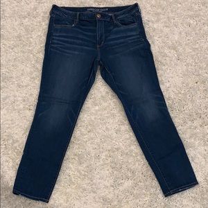 AEO medium wash jegging